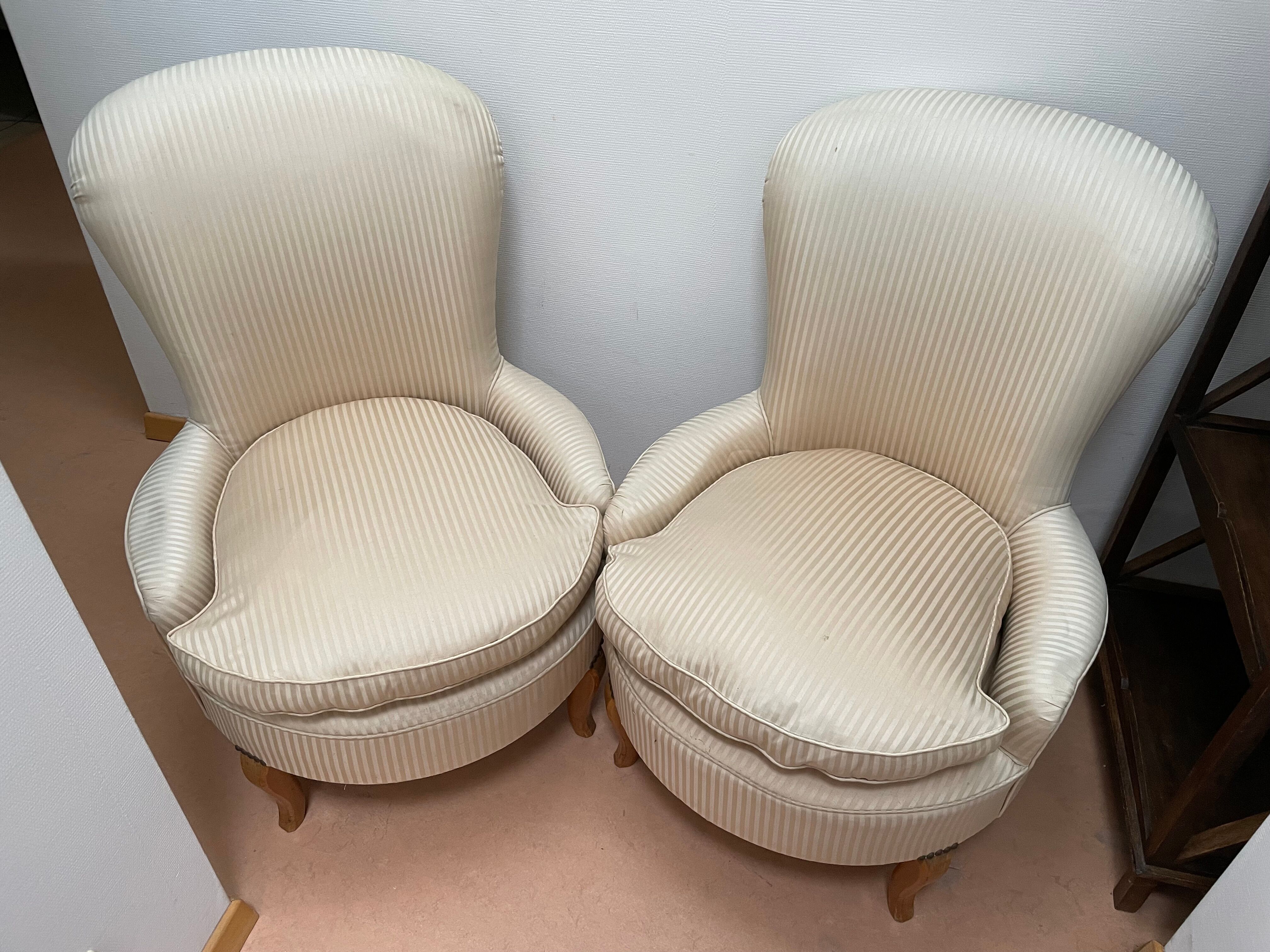 Pair of striped ivory toad armchairs