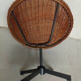 Wicker basket armchair