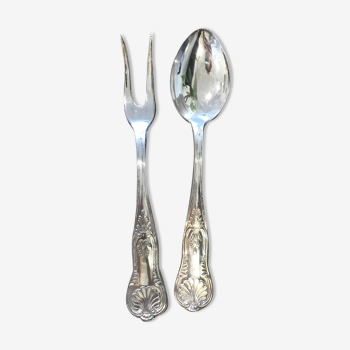 Pair of silver service cutlery