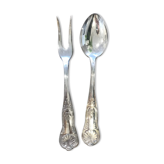 Pair of silver service cutlery