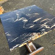 Table en marbre