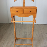 Vintage valet