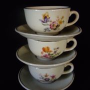 Cups for dinette