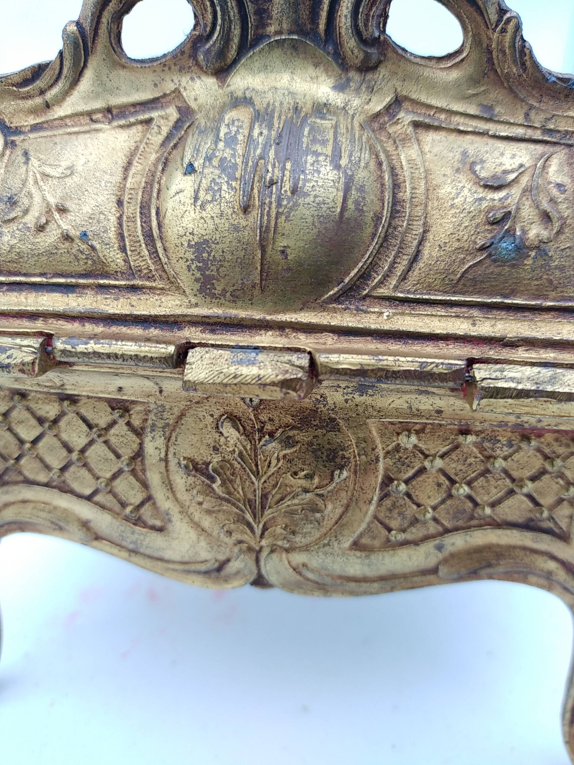 Metal jewelry box. Art Nouveau.