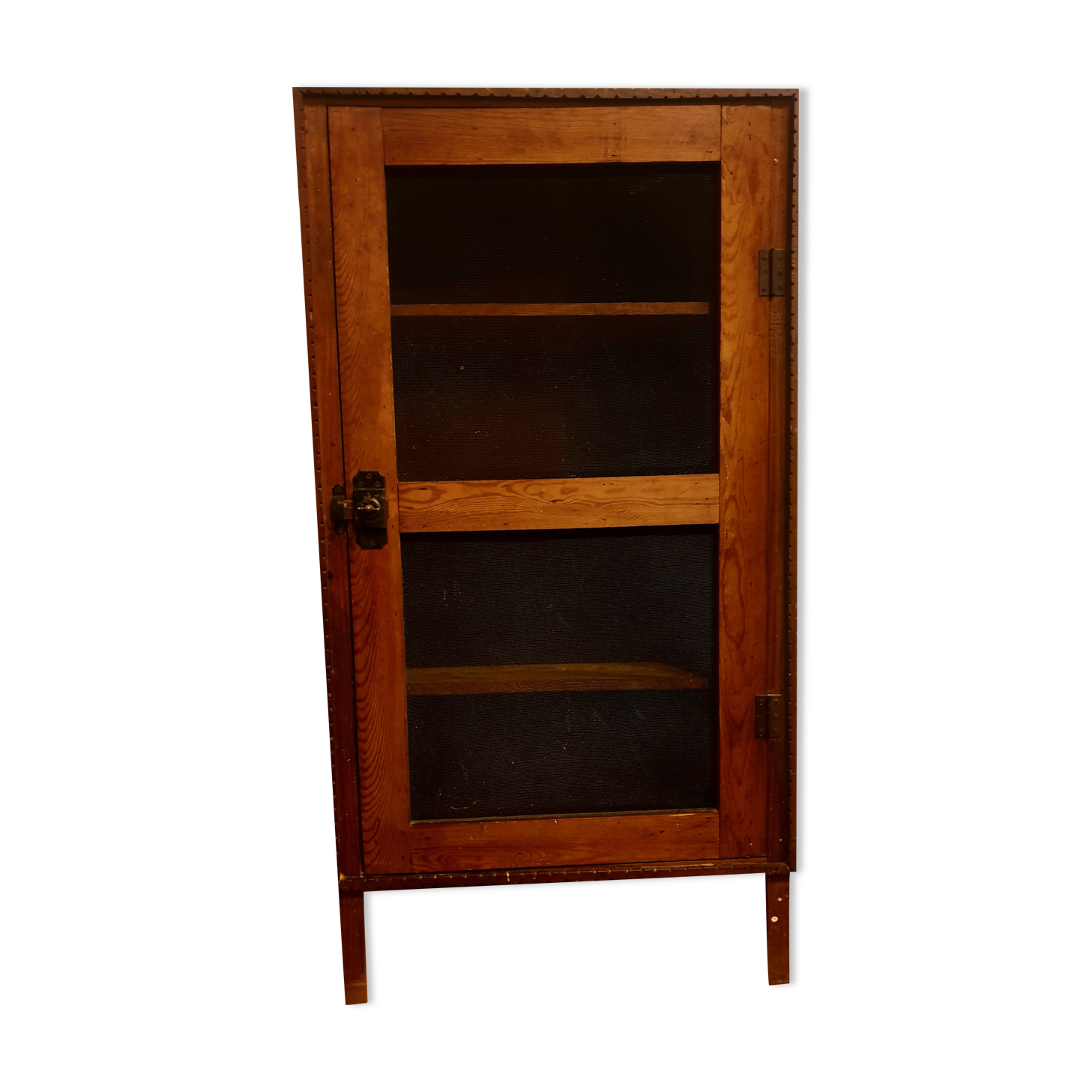 Pantry cabinet
