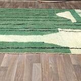 Traditional pure wool rug from Oued Zam, size 150 x 250 cm.