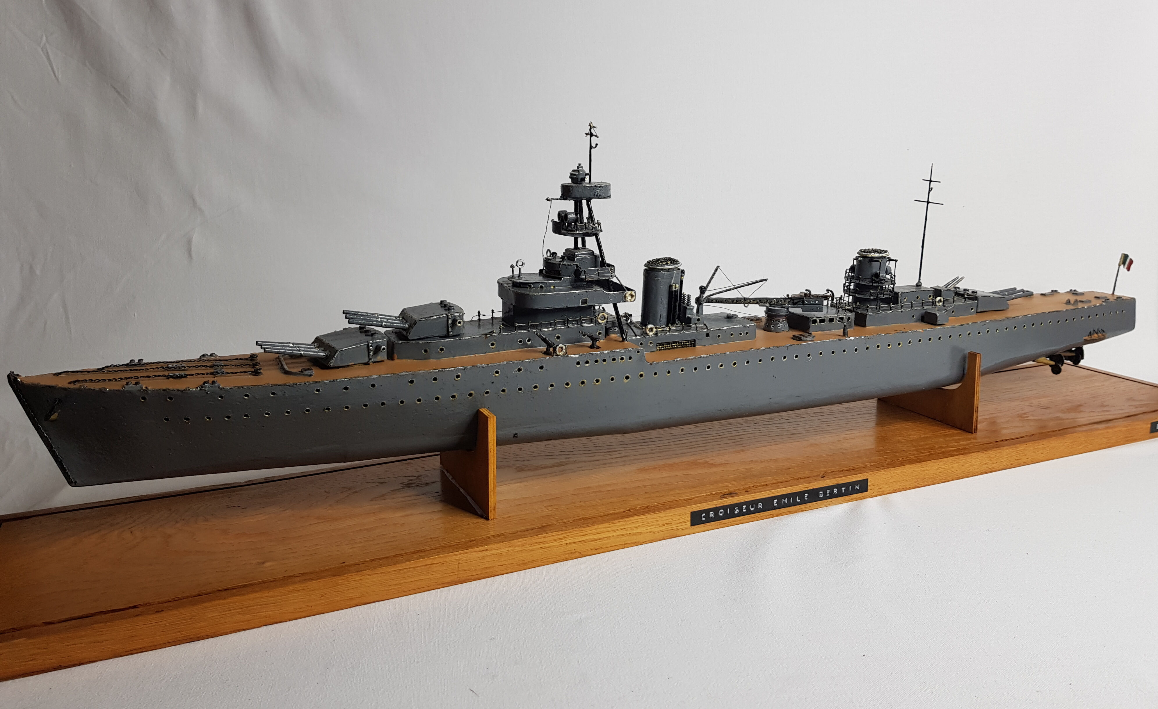 Warship model, metal cruiser "Emile Bertin" painted 90 cm with base