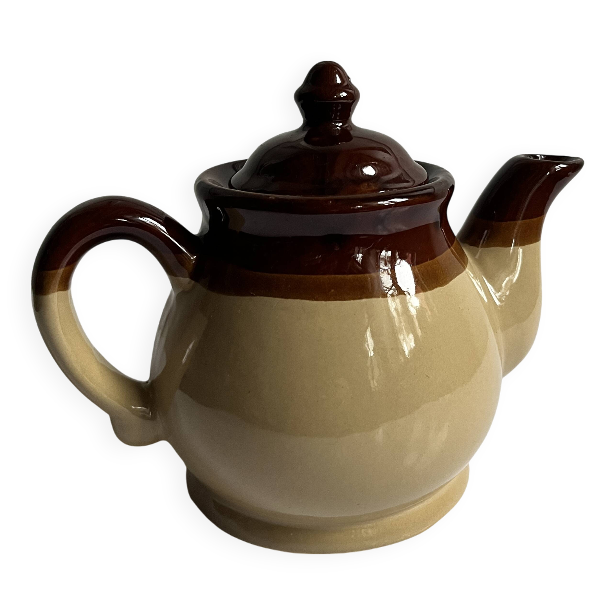 Ceramic teapot