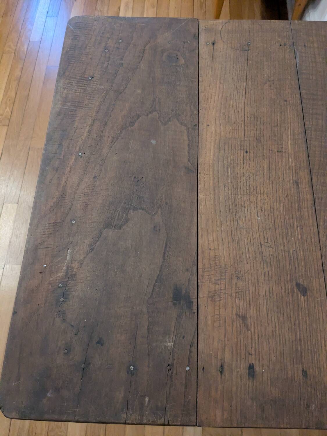 Petite table de ferme