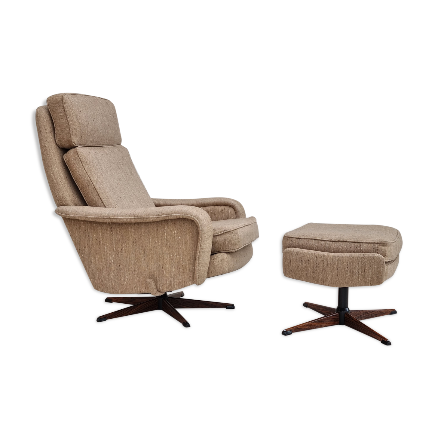 Fauteuil pivotant et son repose-pieds, laine