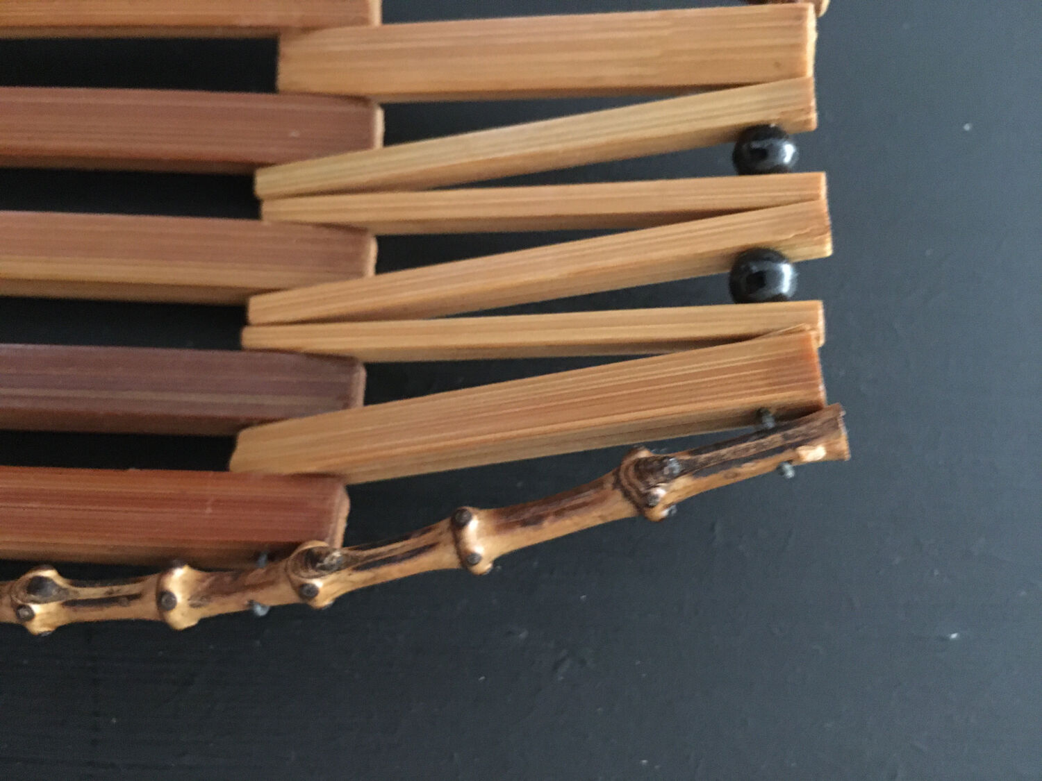 Set of 4 storage compartments