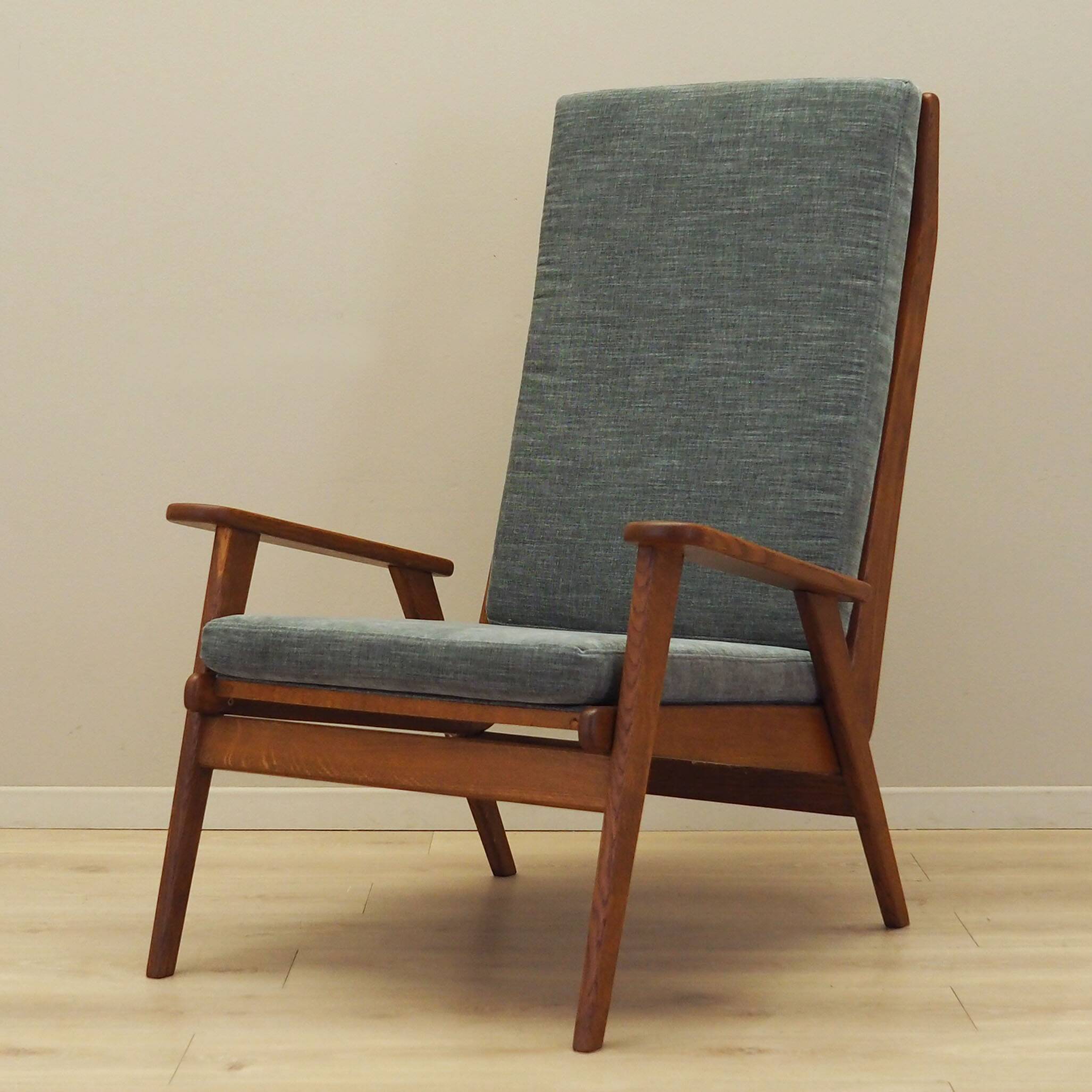 Oak armchair, Danish design, 1970s, production: Denmark