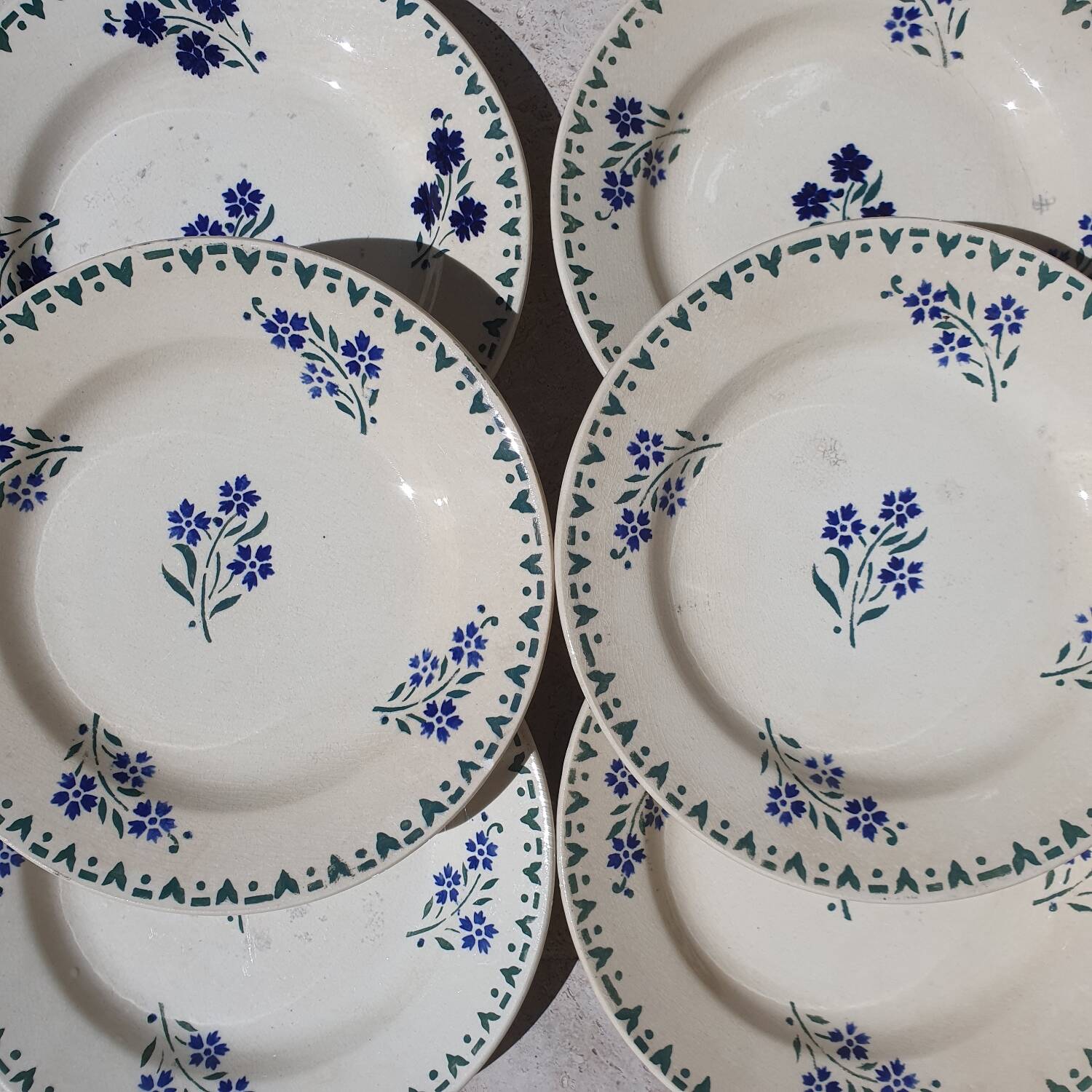 6 assiettes plates Gien