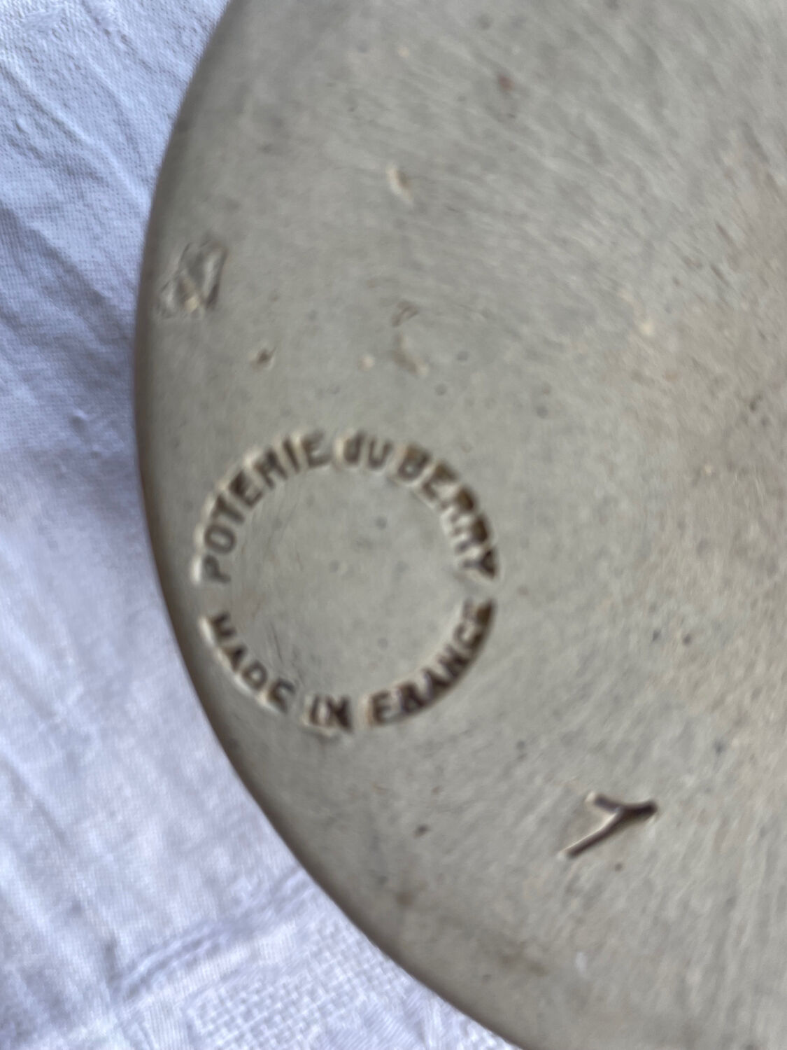 Vintage grès du berry butter dish