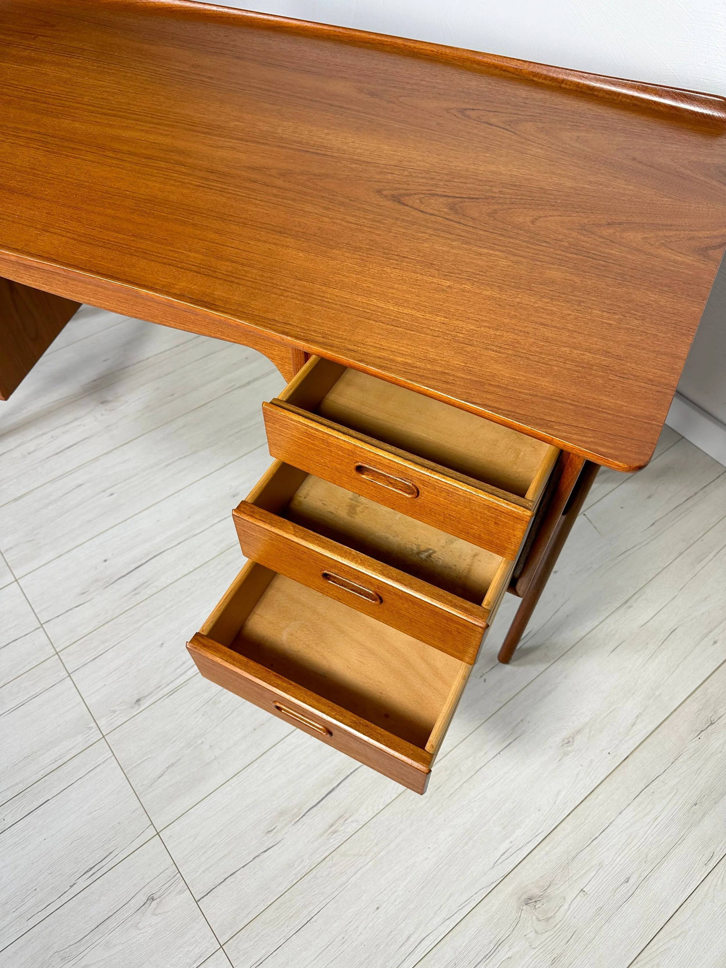 1960s Vintage Curved Teak Writing Desk by Svend Aage Madsen
