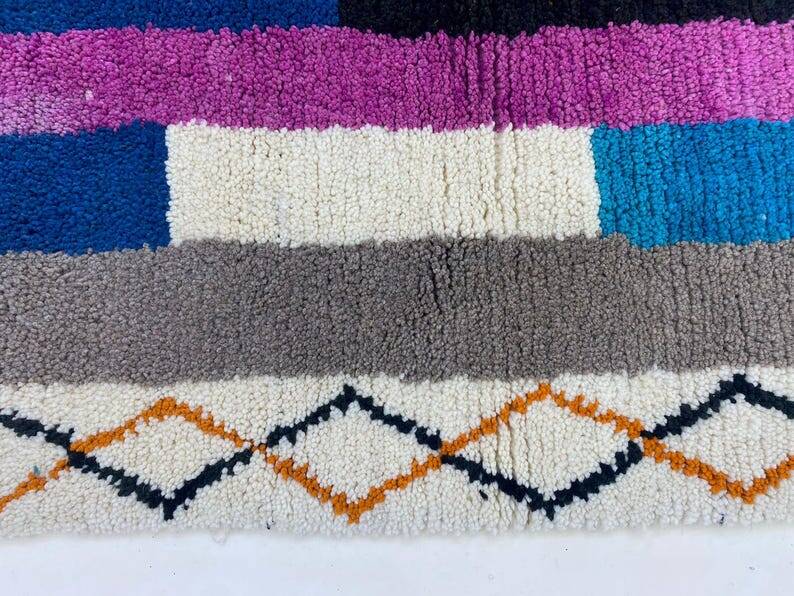 Moroccan Berber rug 250cm x 150cm