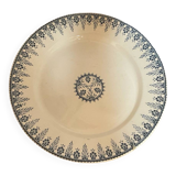 Sarreguemines and Digoin plate on pedestal