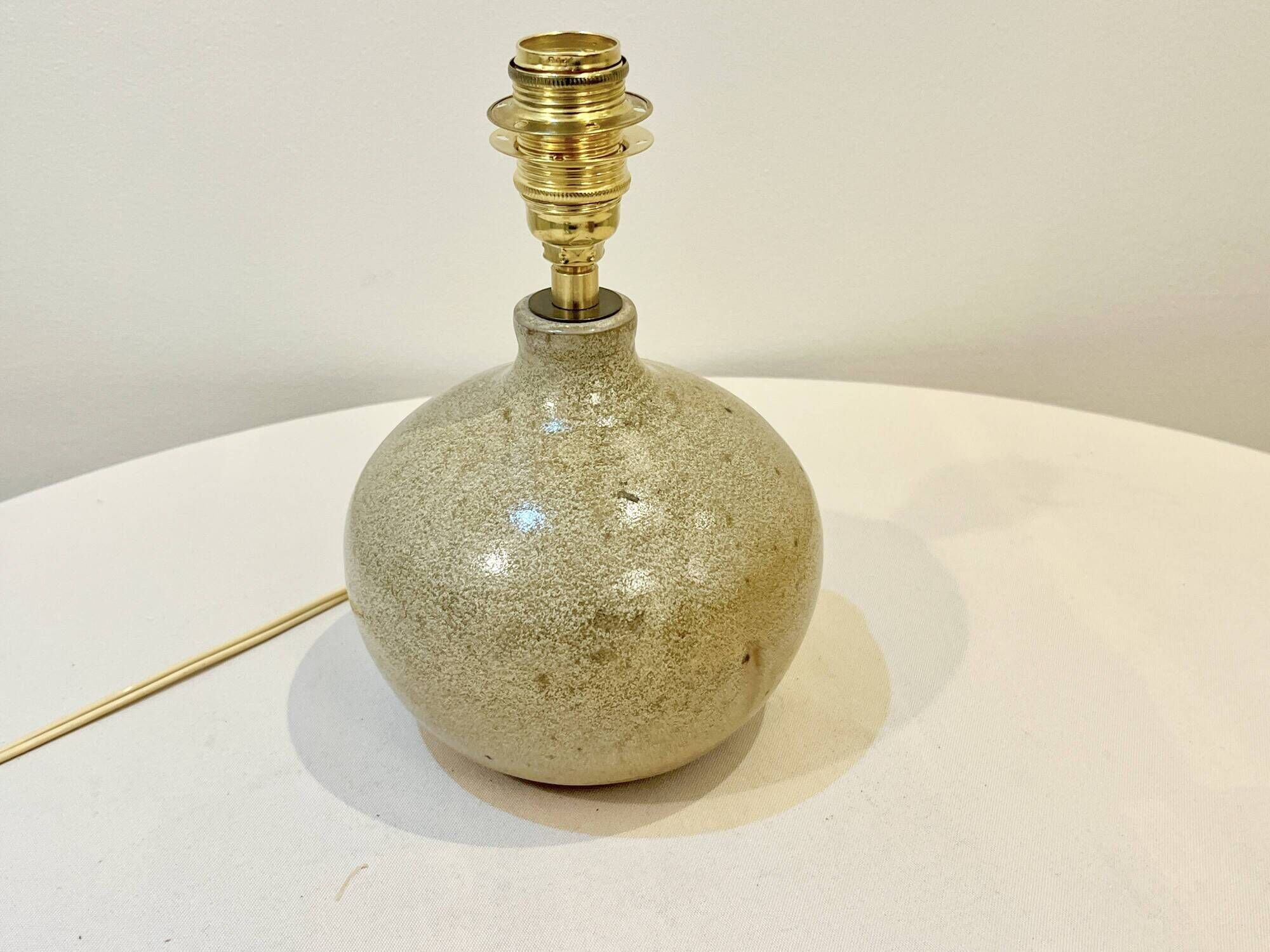 Signed ball lamp in vintage beige stoneware 1970 raffia rope lampshade 70s bohemian chic