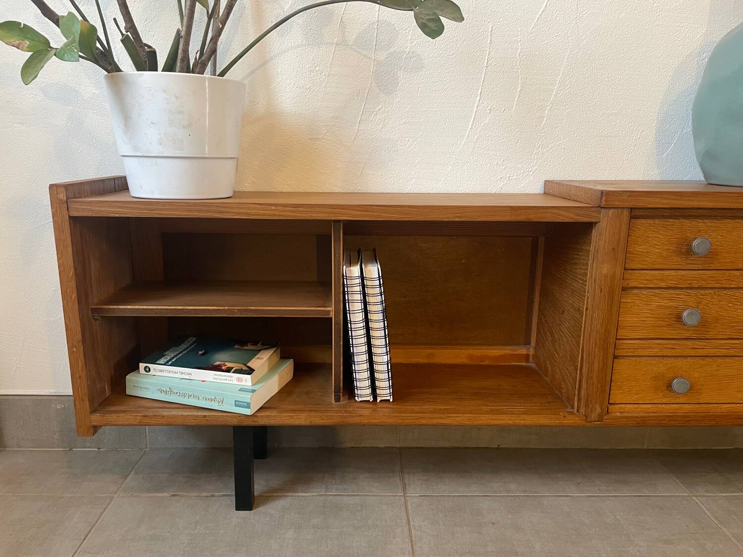 Vintage low sideboard (shallow)