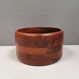 Beautiful wooden bowl in teak from Danish Kjeni 1950s.