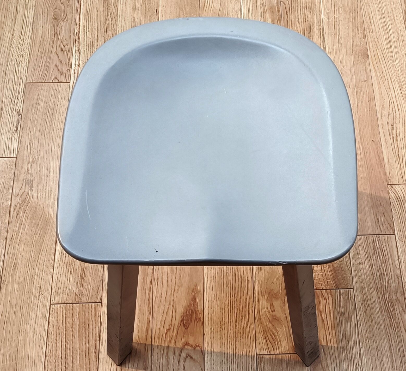 Su stool, emeco