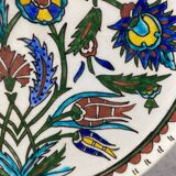 Plat Iznik en faïence