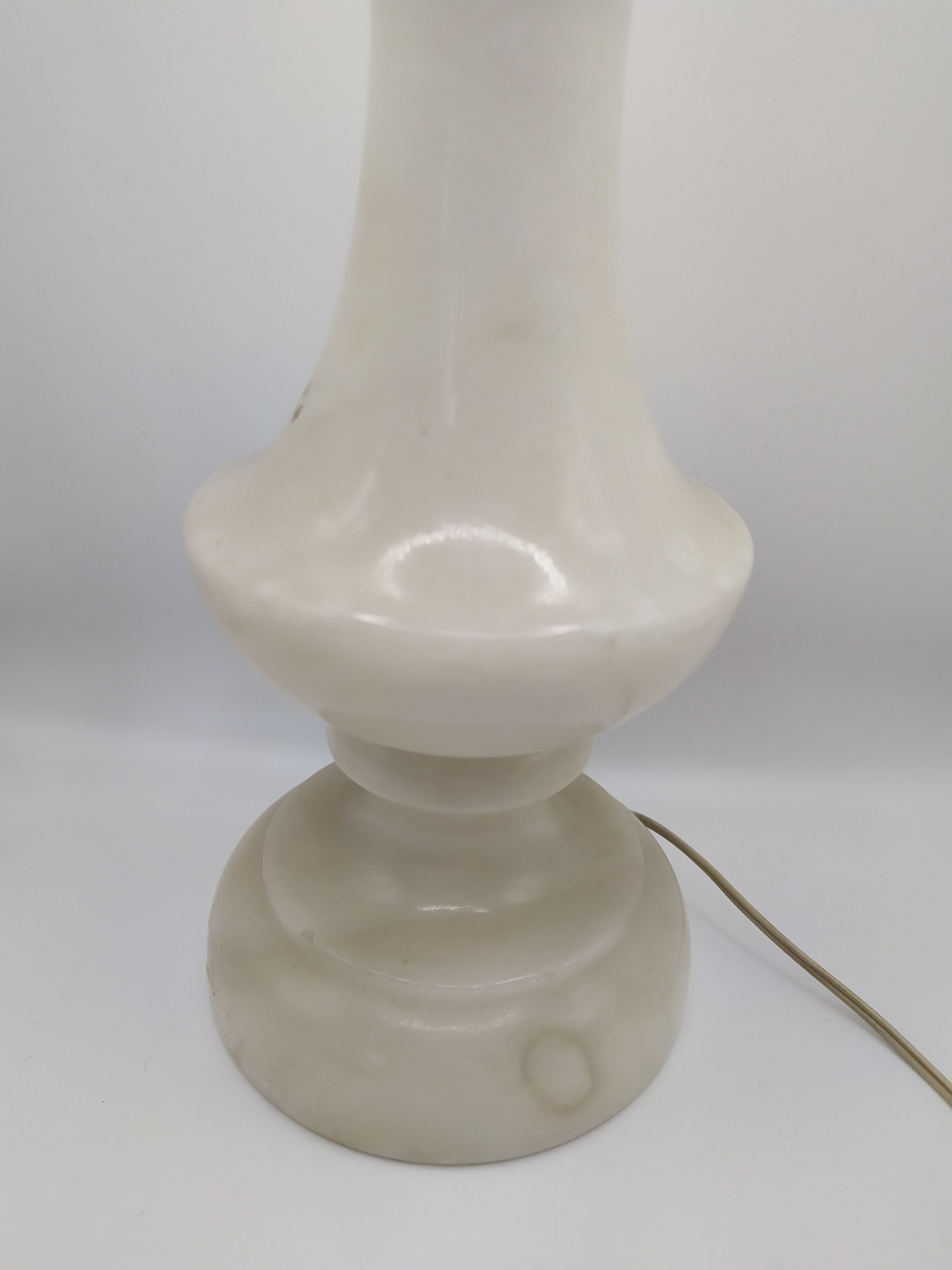 Alabaster lamp