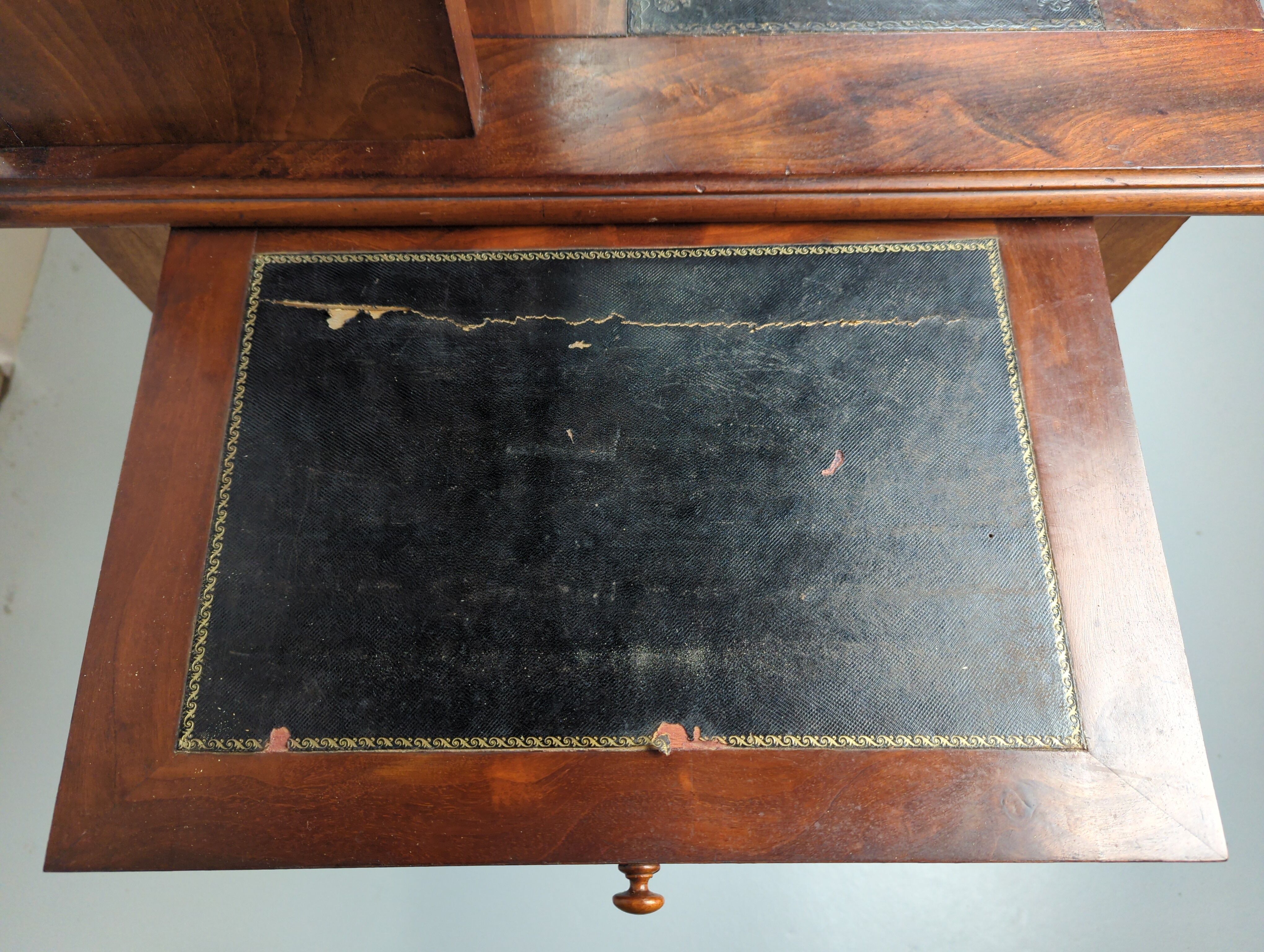 Bureau à gradin Louis-Philippe en acajou