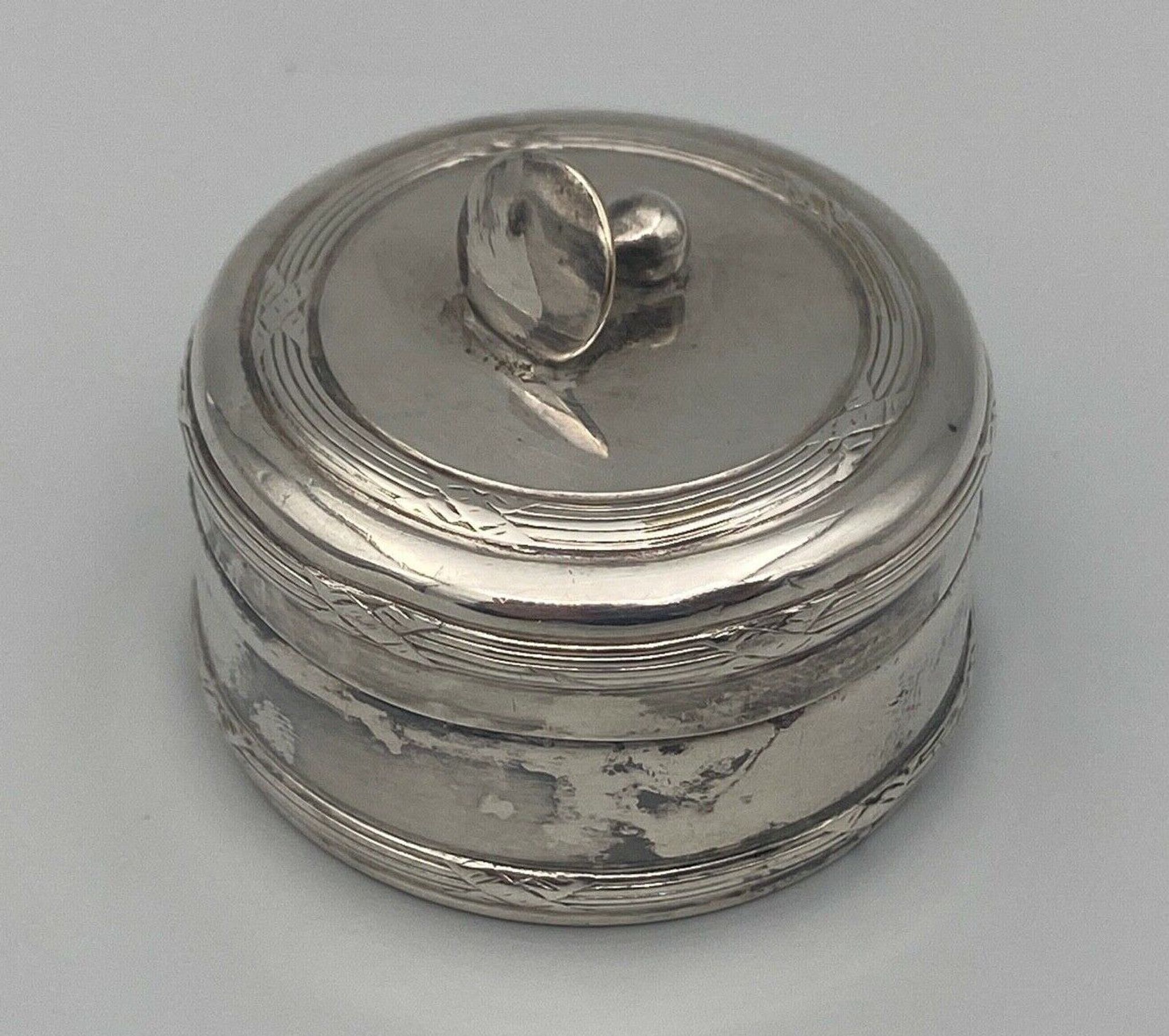 Christian dior silver metal box with cufflink decor socket