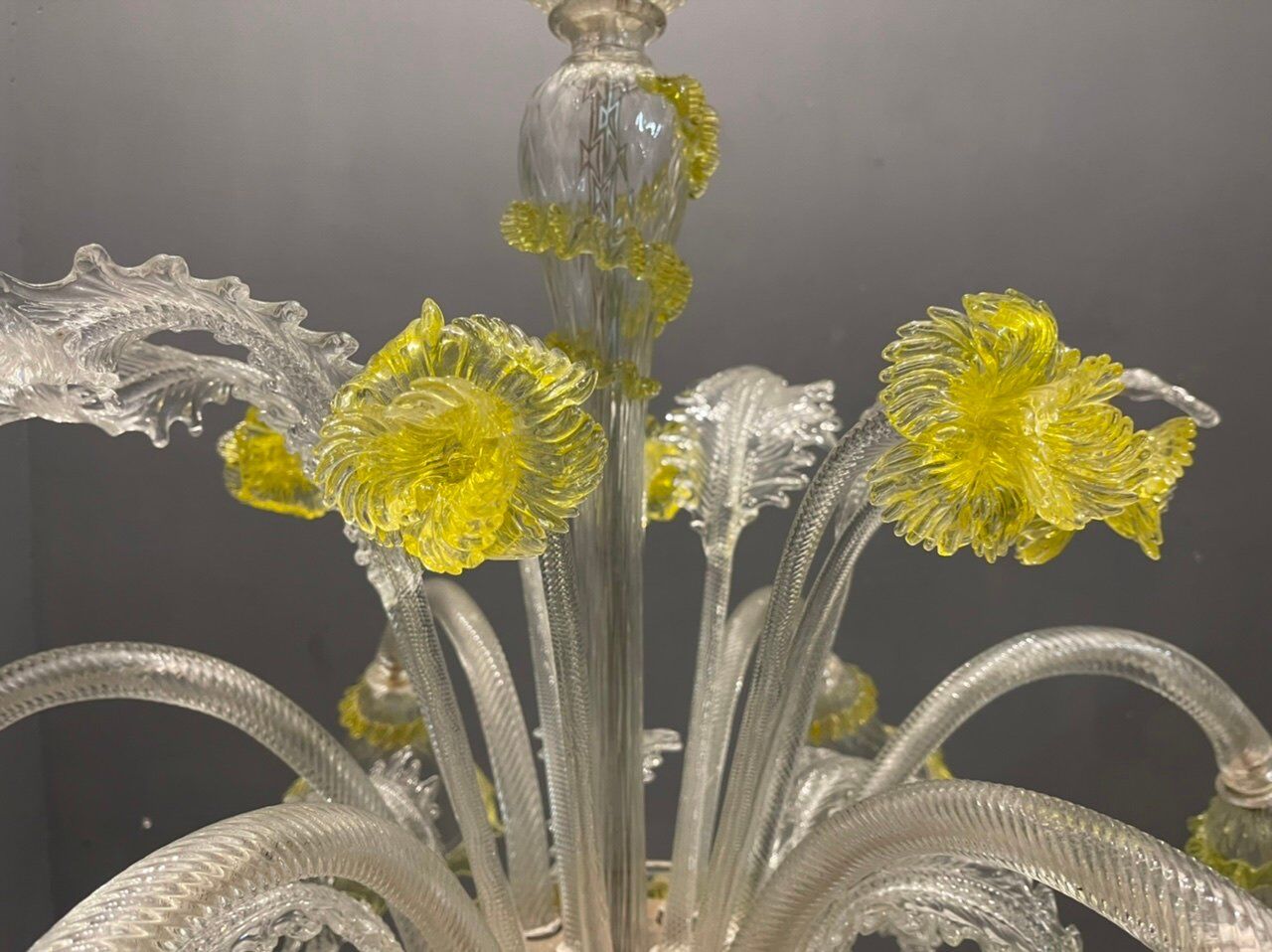 Italian flower chandelier in murano glass, 1960s