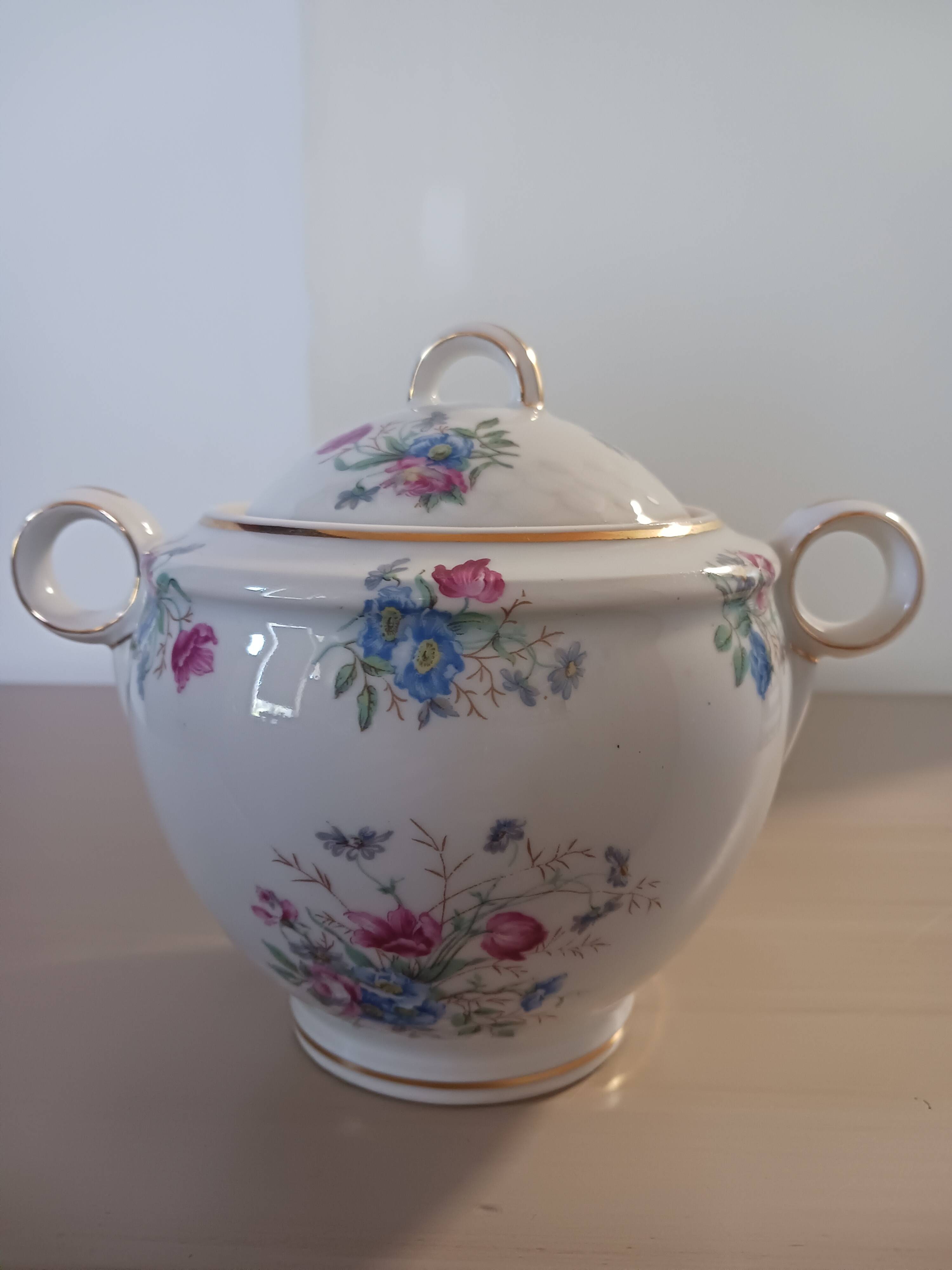 Haviland Limoges porcelain sugar bowl