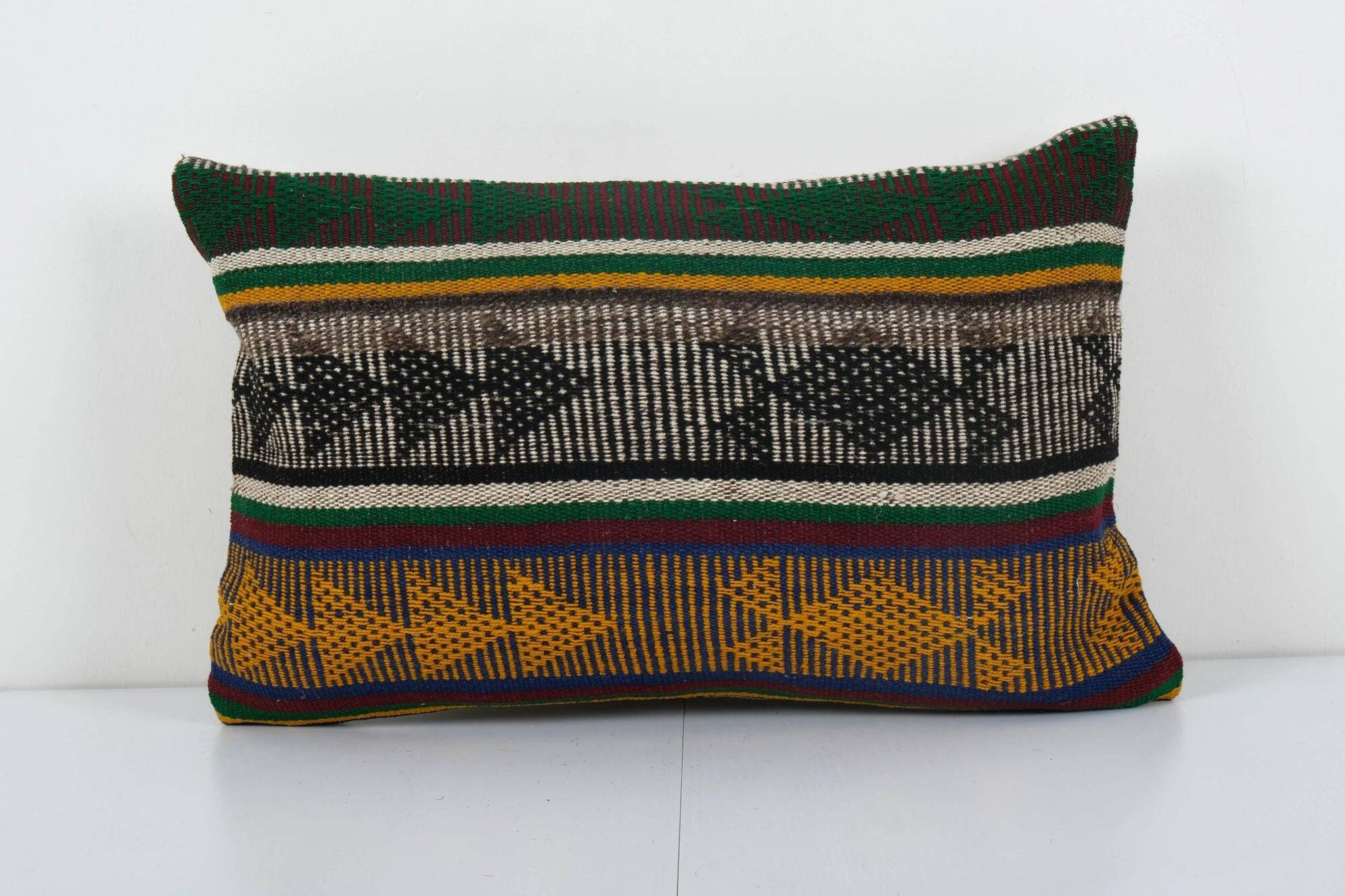 Vintage kilim cushion cover 61x41 cm