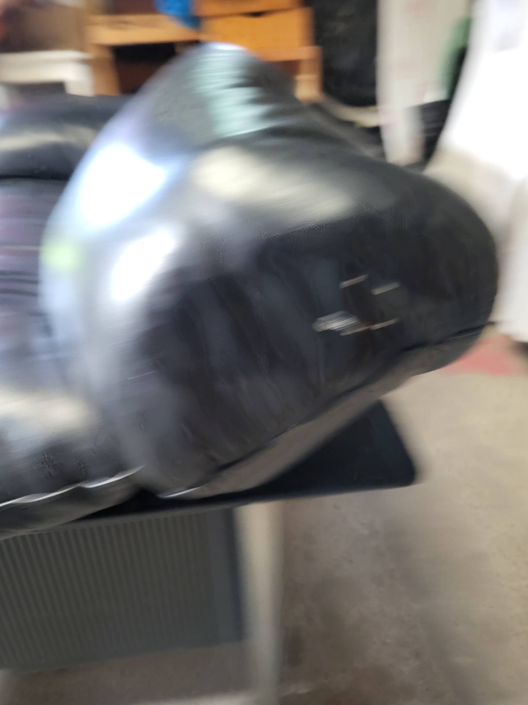 Pierluigi Cerri sofa model Pause signed Poltrona Frau in Black leather Design