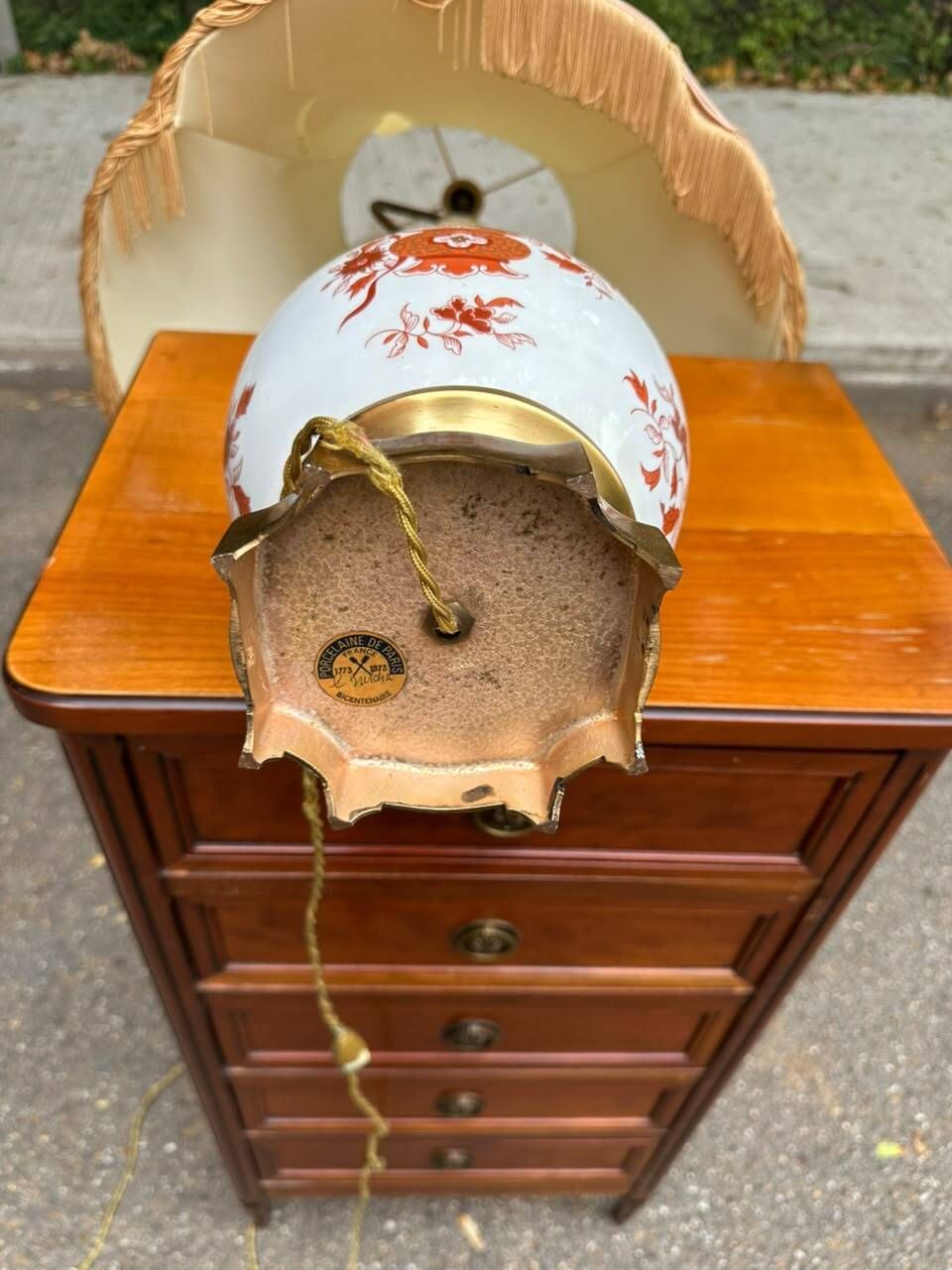 Porcelain Lamp from Paris – Bicentennial Edition 1973 (Red and Gold Decor)