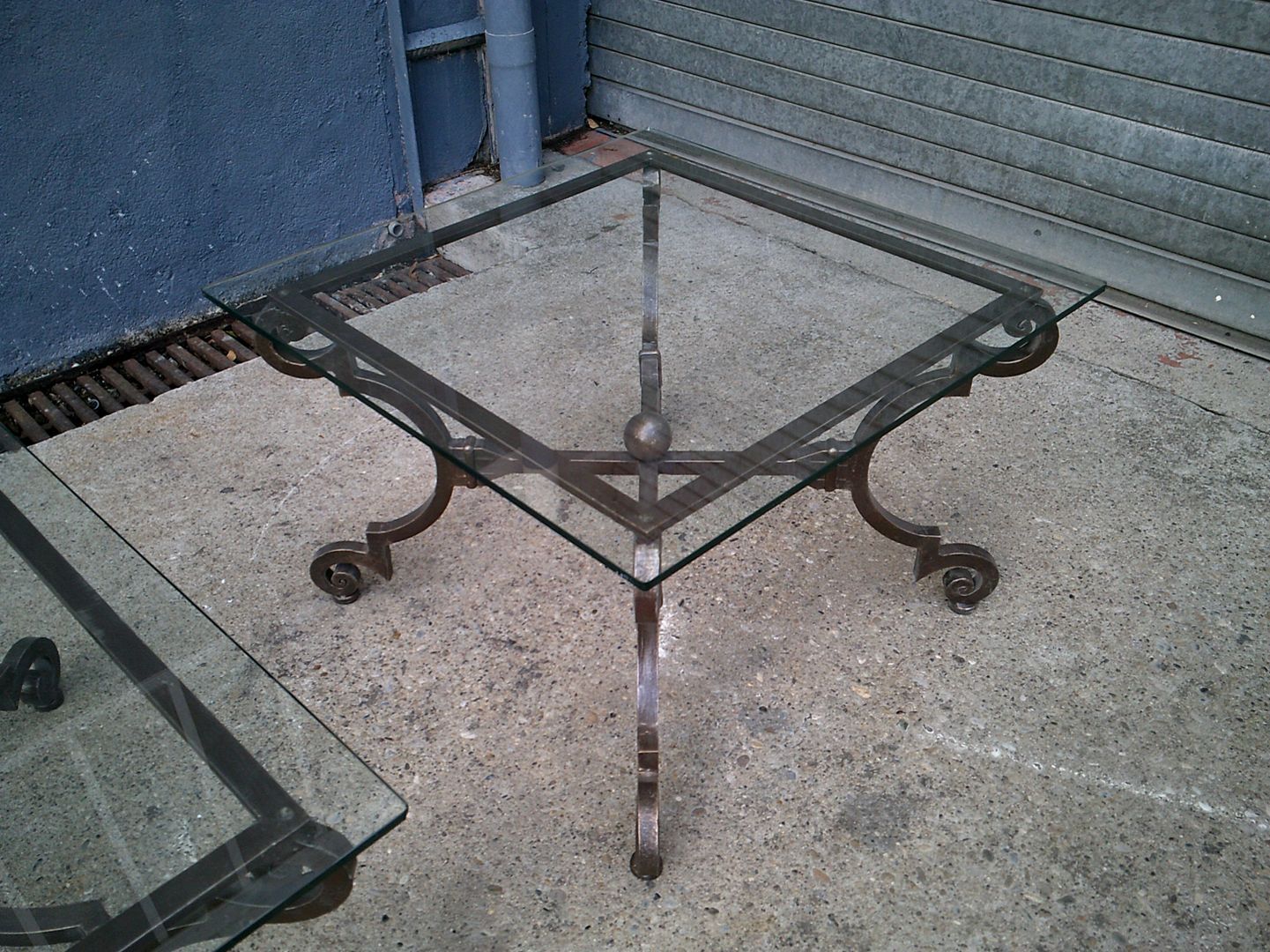 Neoclassical coffee tables Roche Bobois