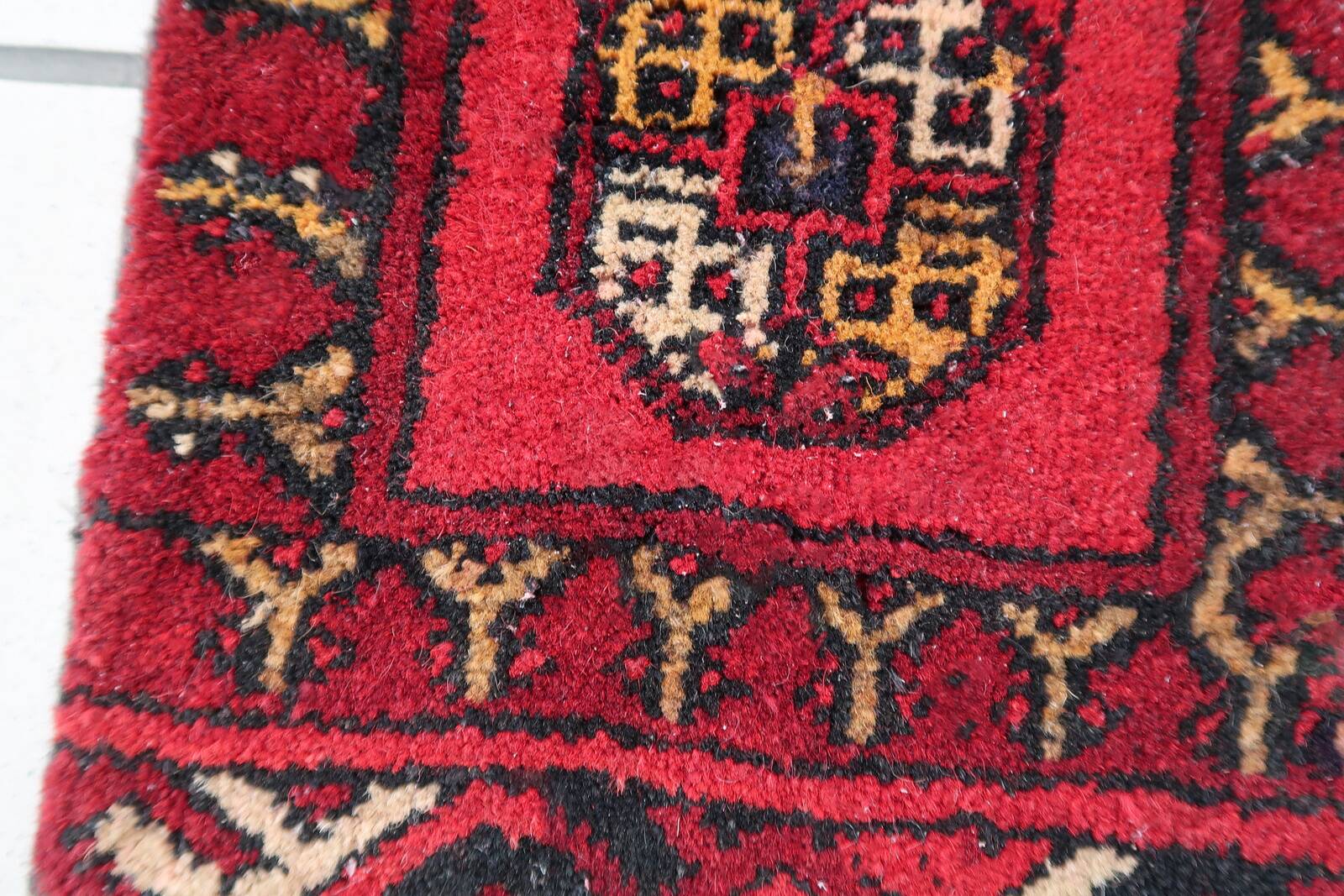 Tapis vintage fait main Ersari – 25 x 31 cm – Rouge éclatant - 1C969