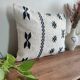 Coussin bohème marocain noir et blanc