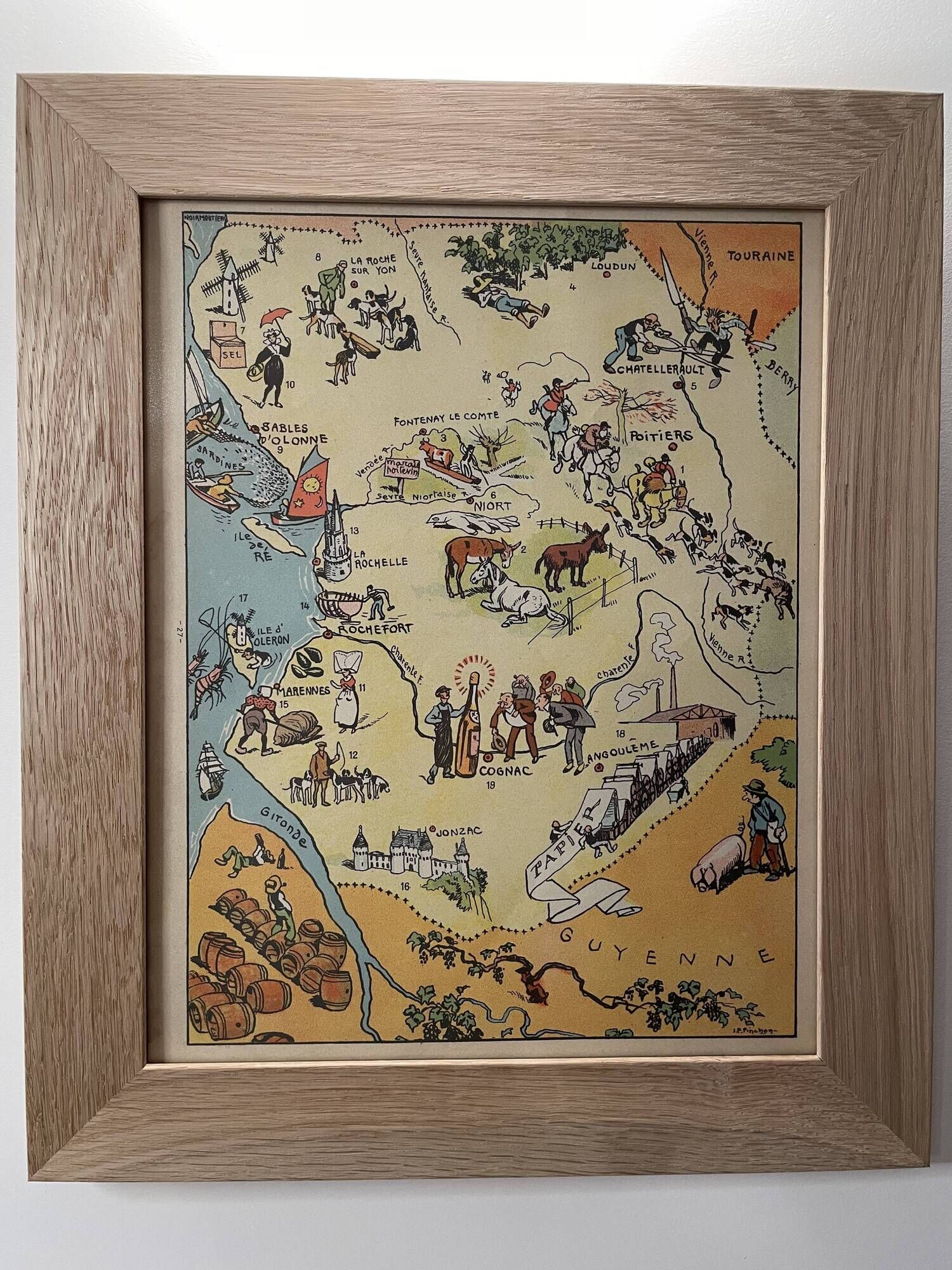Old illustrated map of the vendée poitou charentes regions - jp pinchon