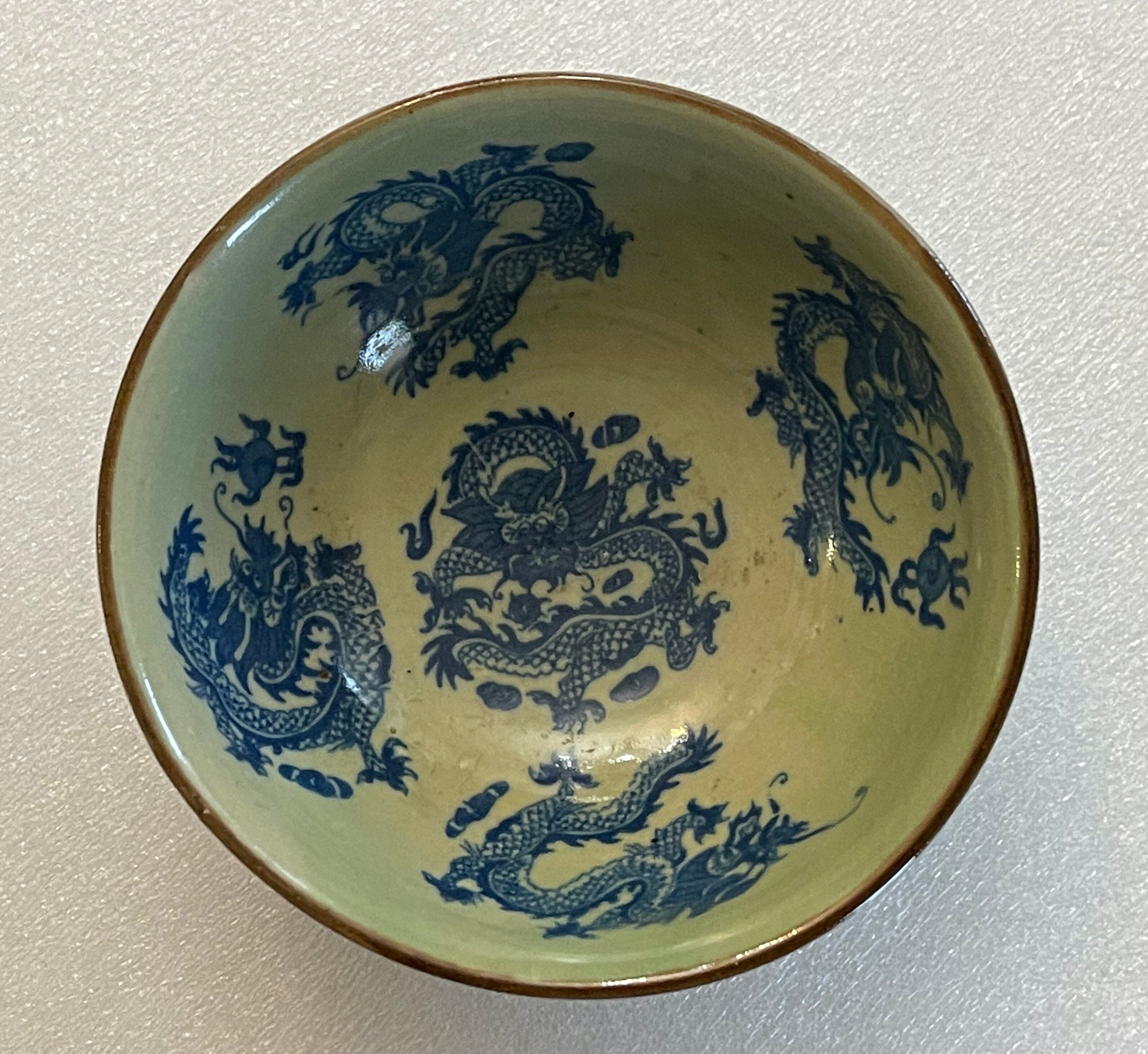 China bowl China cracked celadon apocryphal marking KANGXI (1662-1722) Qing XIX