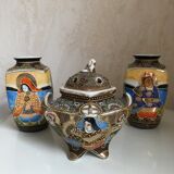 Lot of Japanese vases