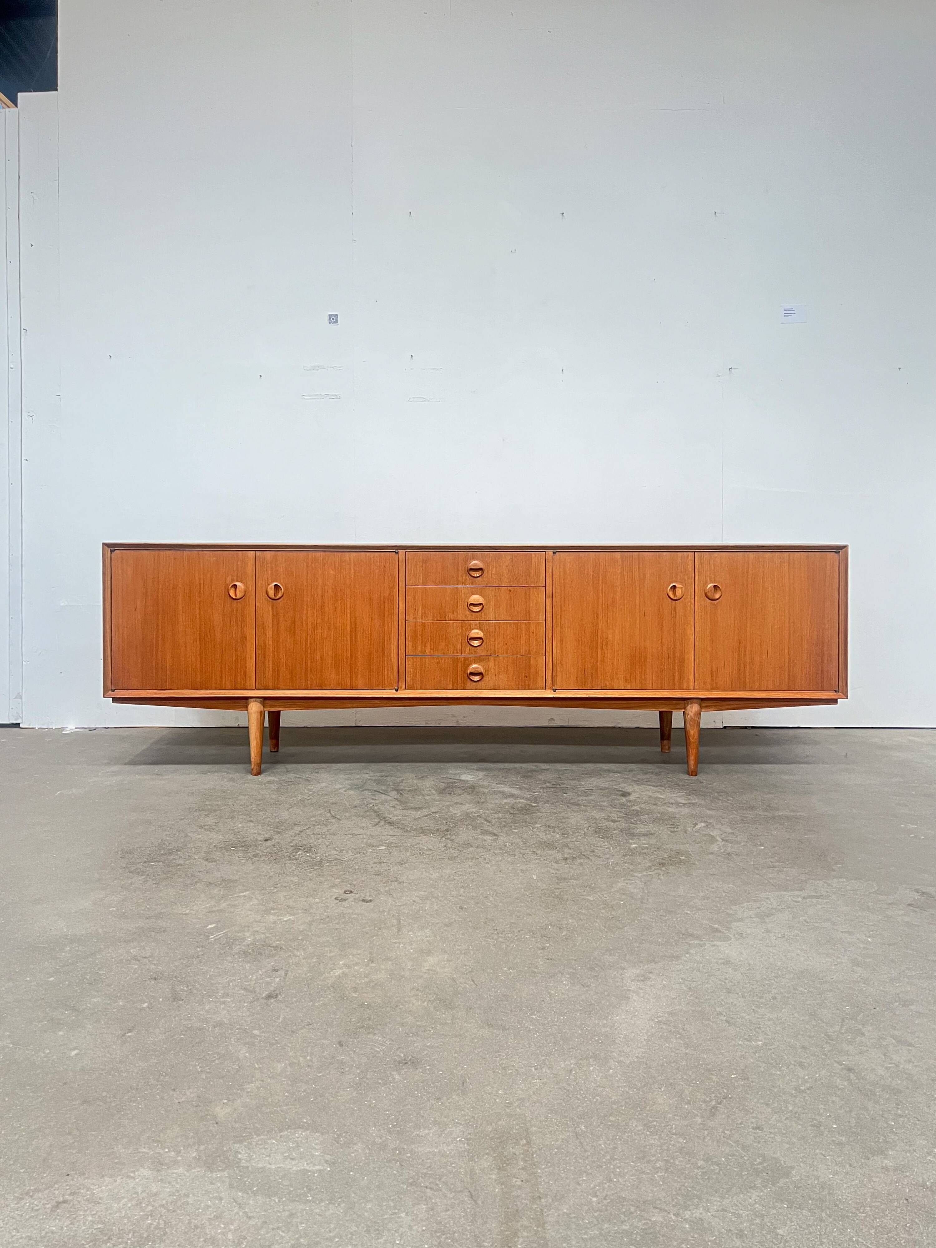 Vintage 1960s enfilade – Scandinavian sideboard 240 cm
