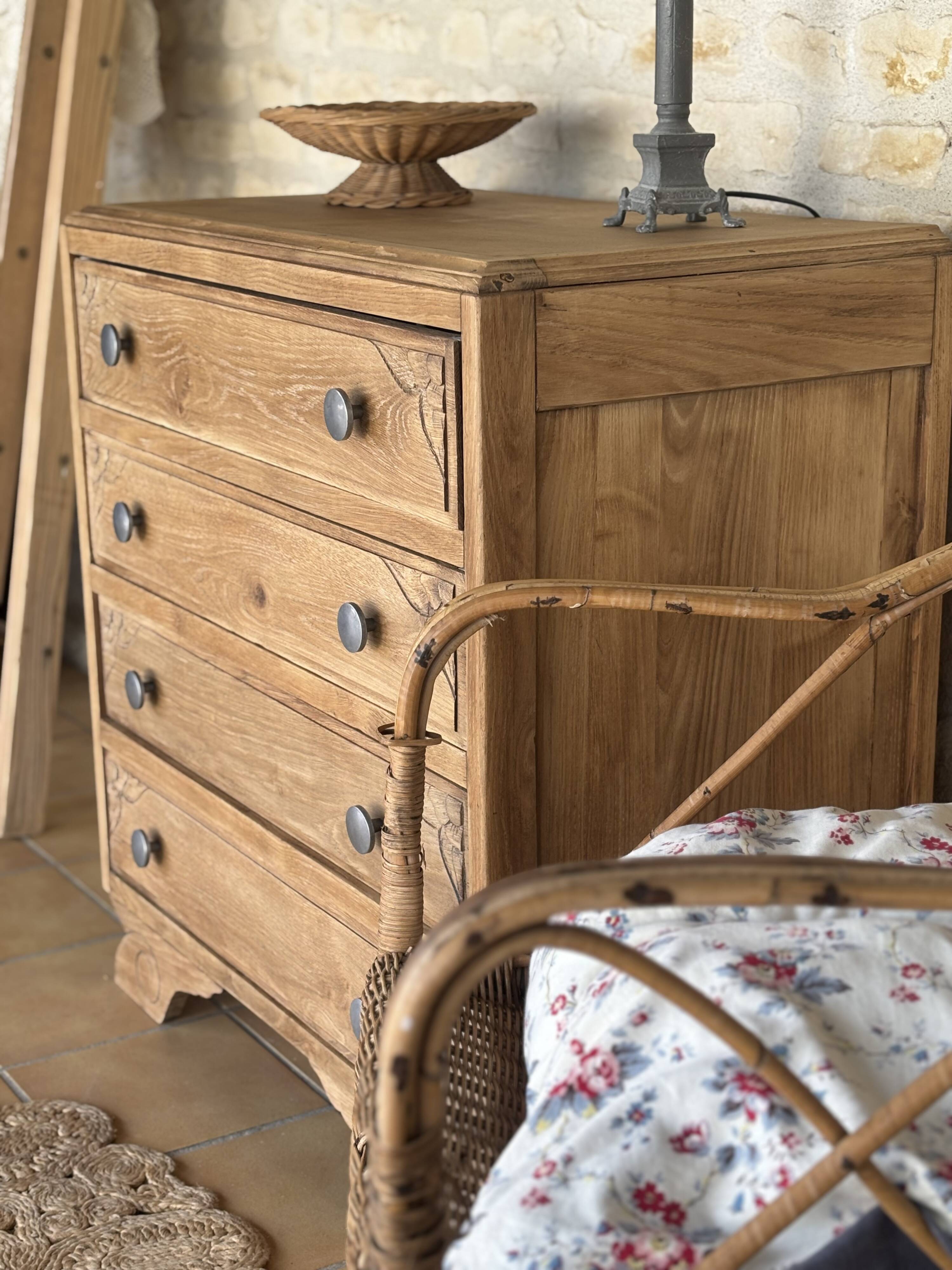 Art Deco oak chest of drawers