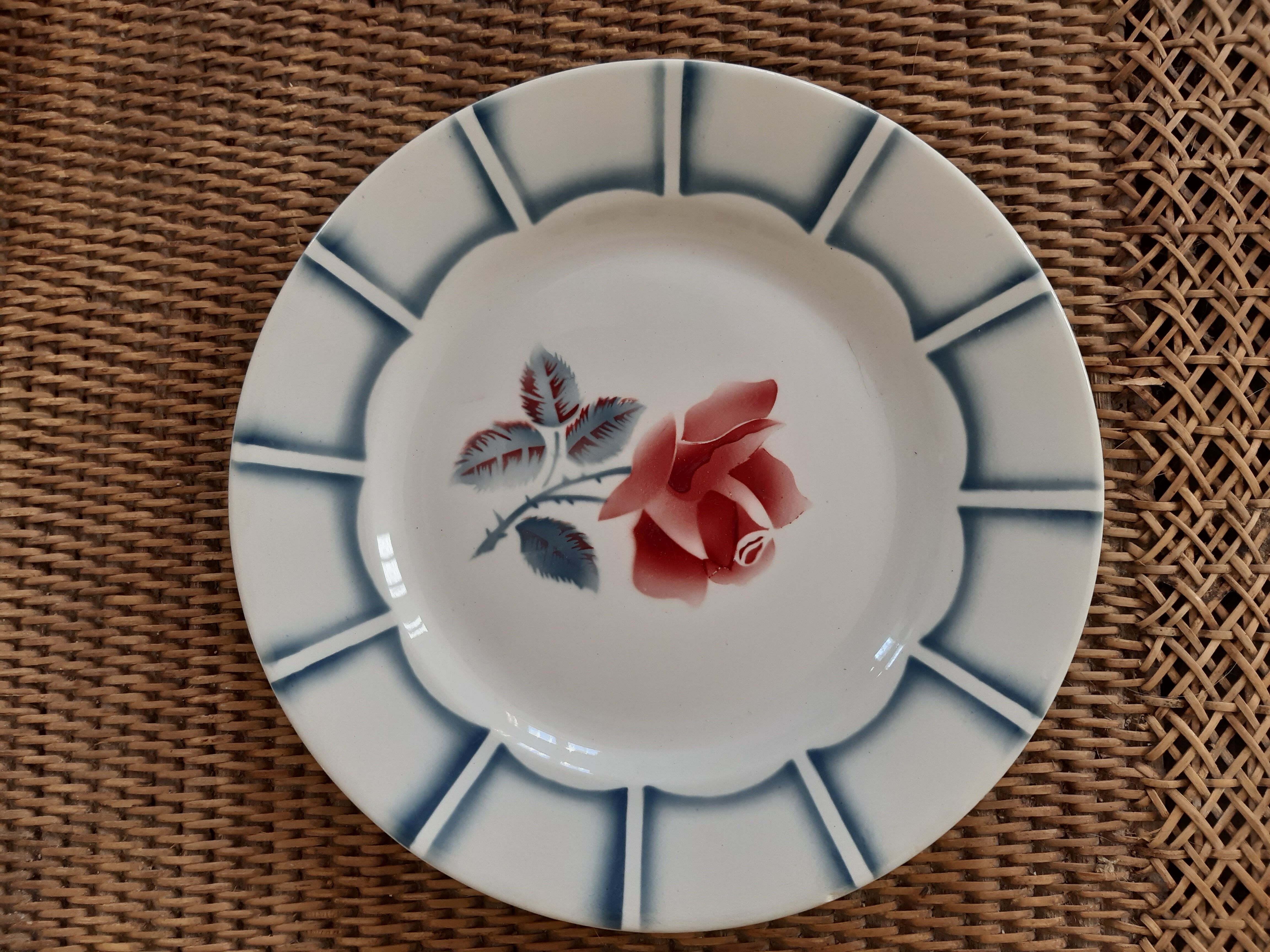 Digoin Sarreguemines plates