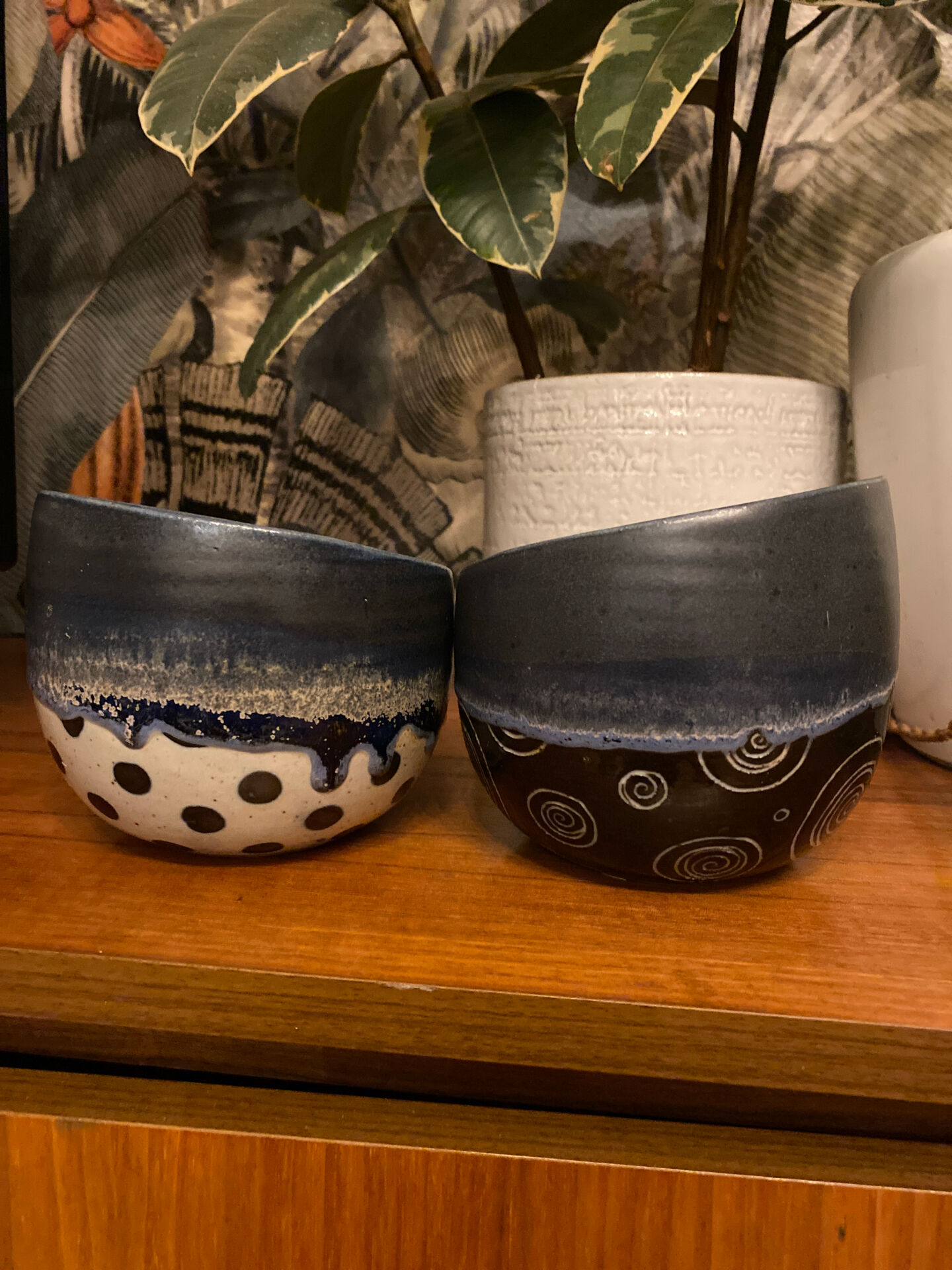 Set of two ceramic bowls