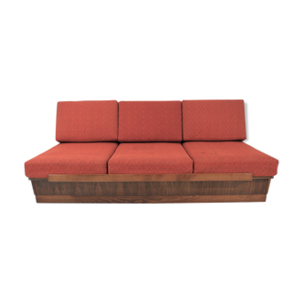 Canapé en noyer Art Déco, années 1960