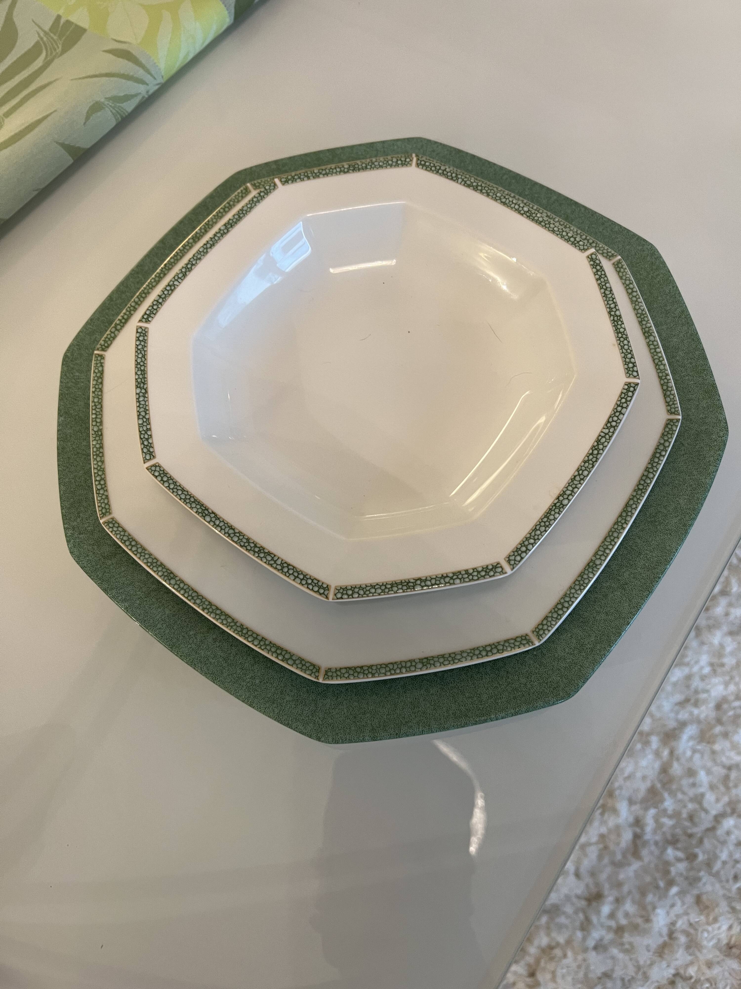 Service of 18 pieces in Limoges porcelain by Jammet-Seignolles – Celadon