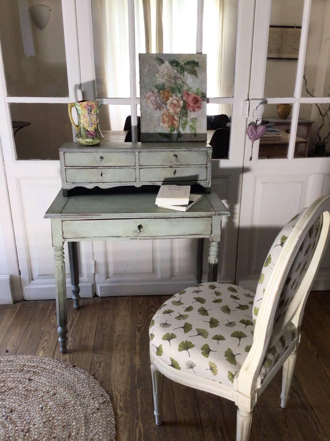 Desk happiness of the day 19th century