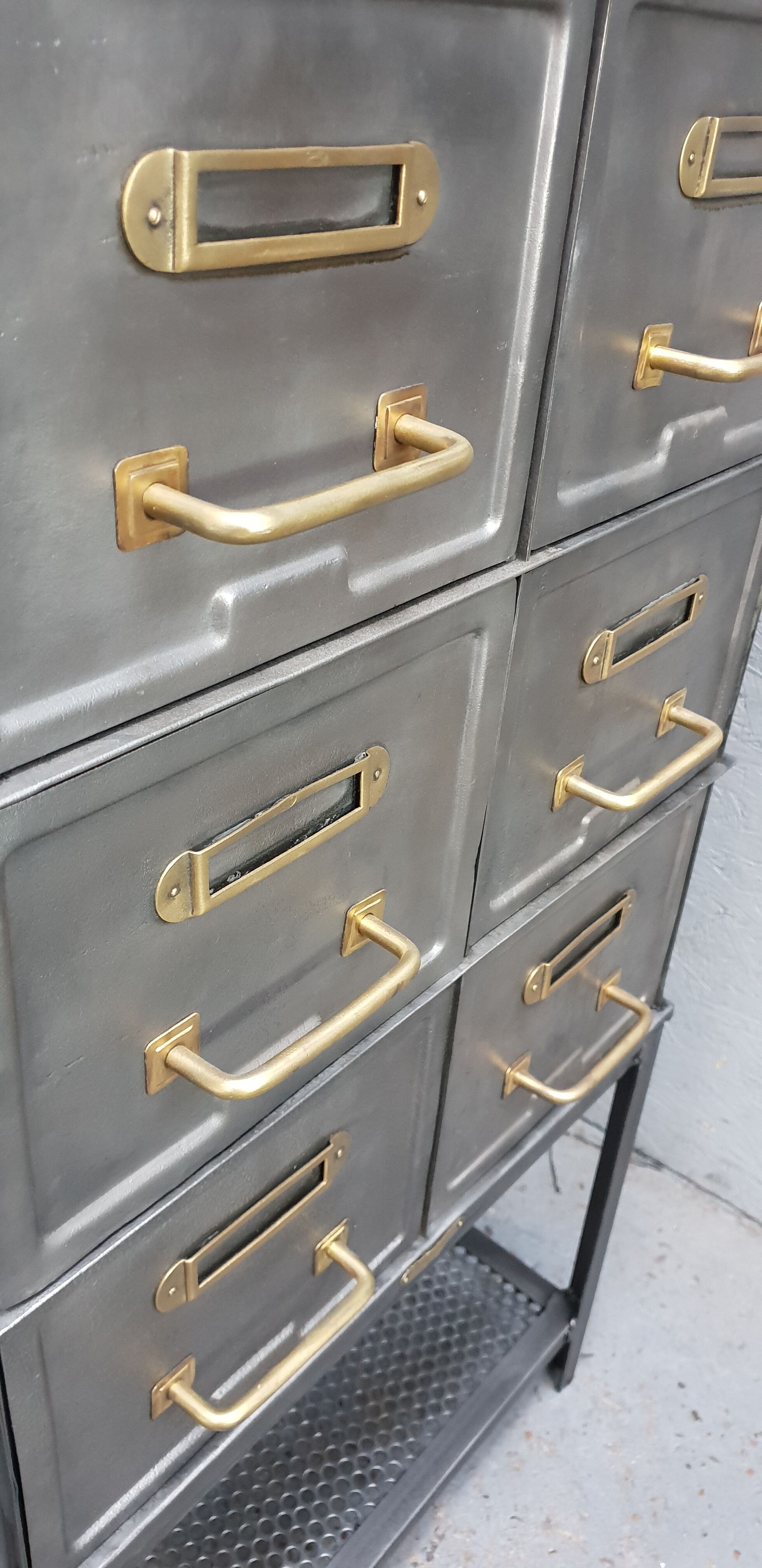Former furniture workshop six drawers metal Strafor