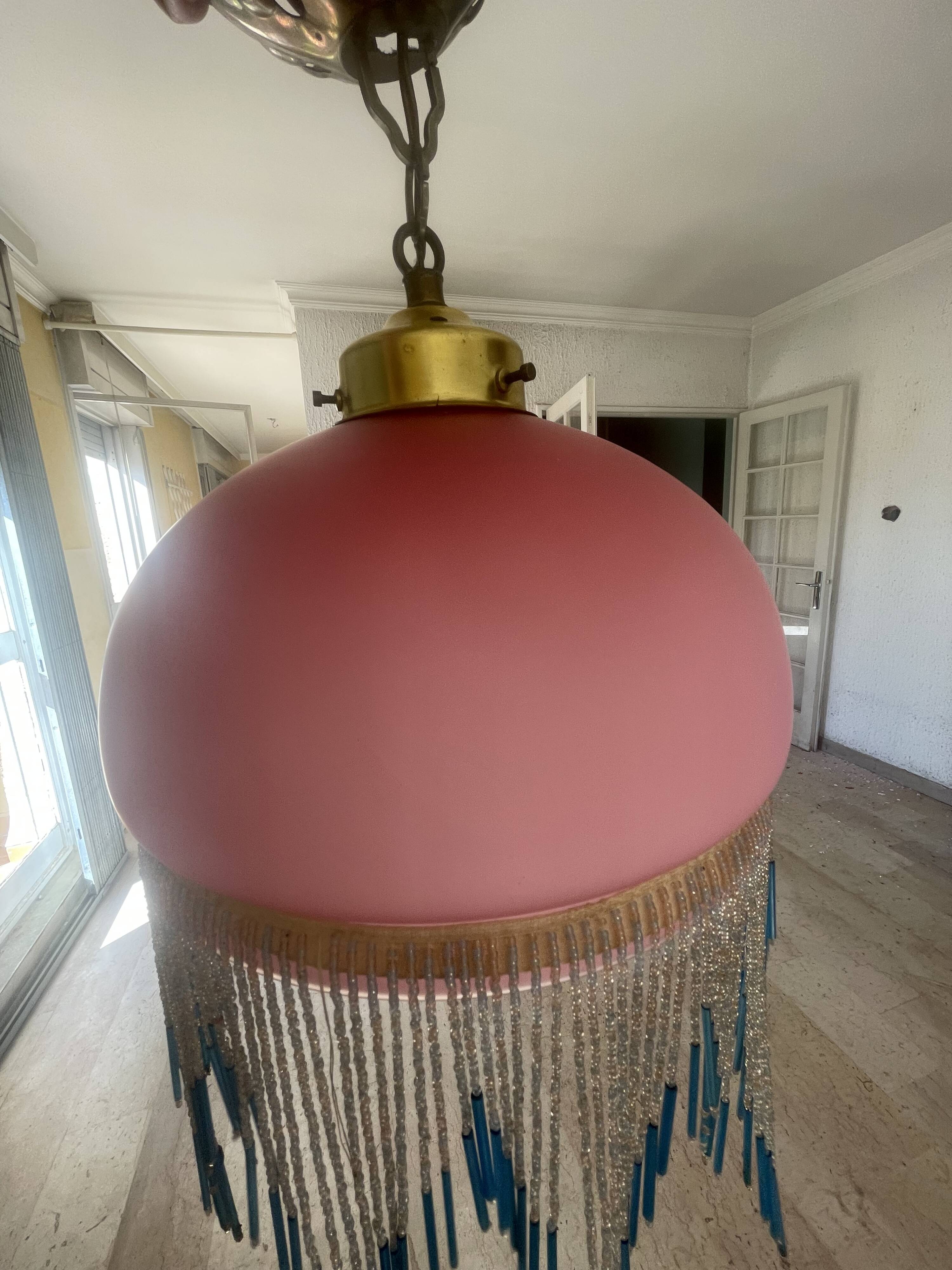 Lustre opaline et perles années 60