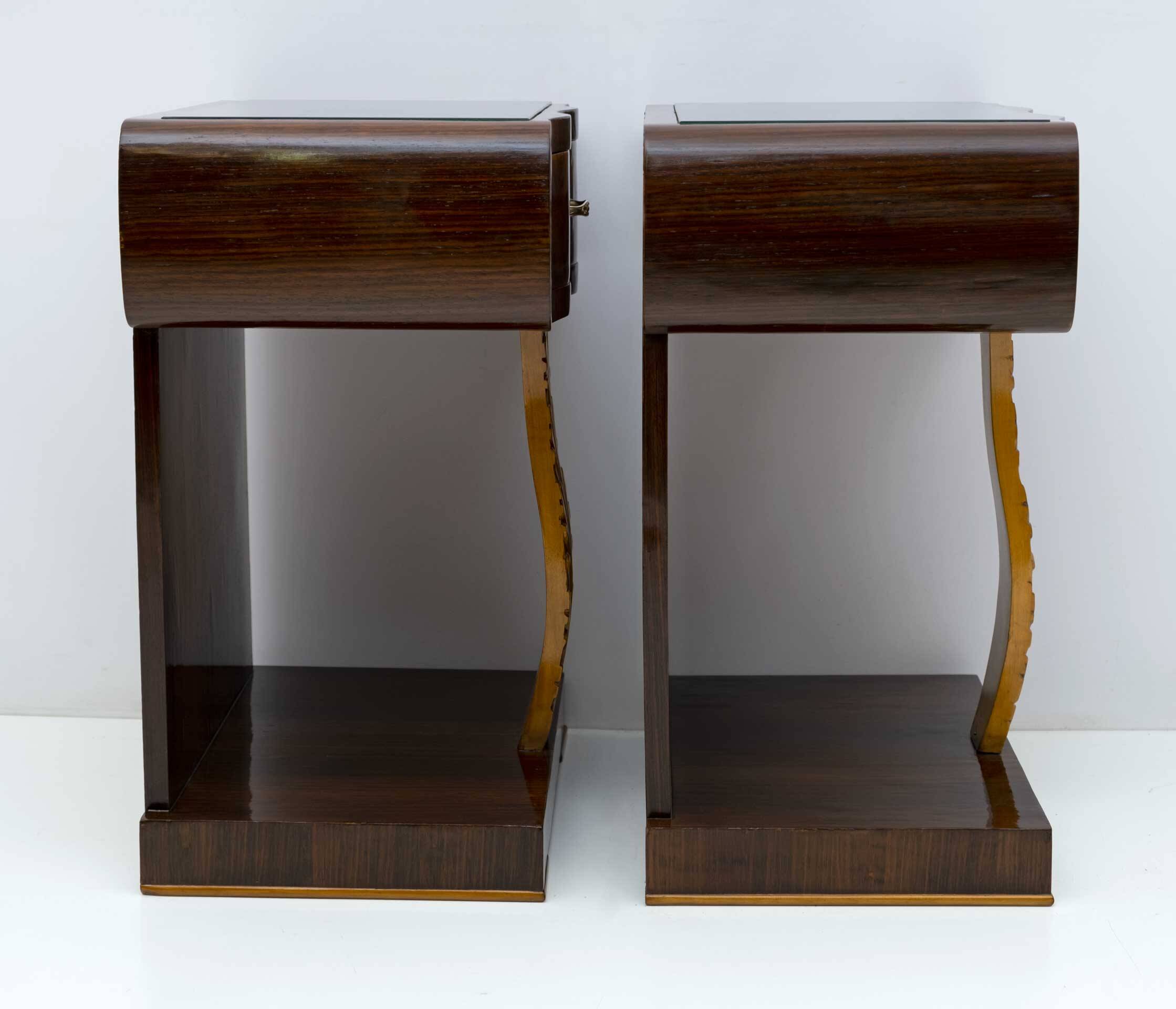 Pair of Art Deco Italian Walnut Briar and Maple Bedside Tables, 1920s